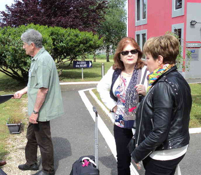 09_PGK2016 002 (Rouppert).jpg - Les discussions vont bon train, chez les dames...